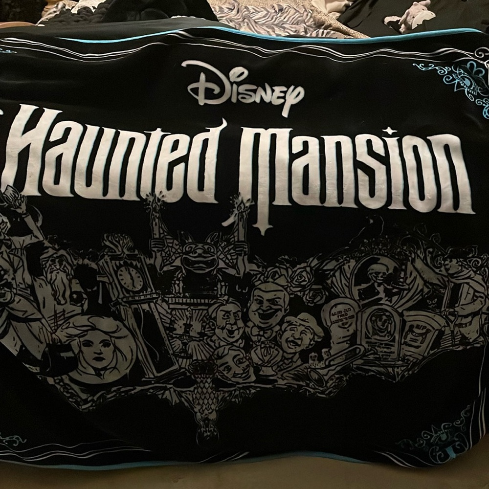 Fleece blanket